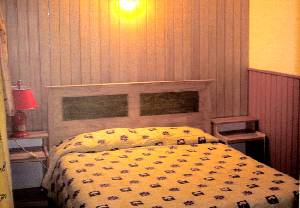 Hosteria Outsider, Puerto Varas, Room with double bed
